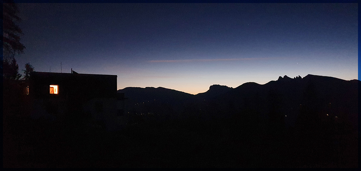 Bergpanorama früh morgens